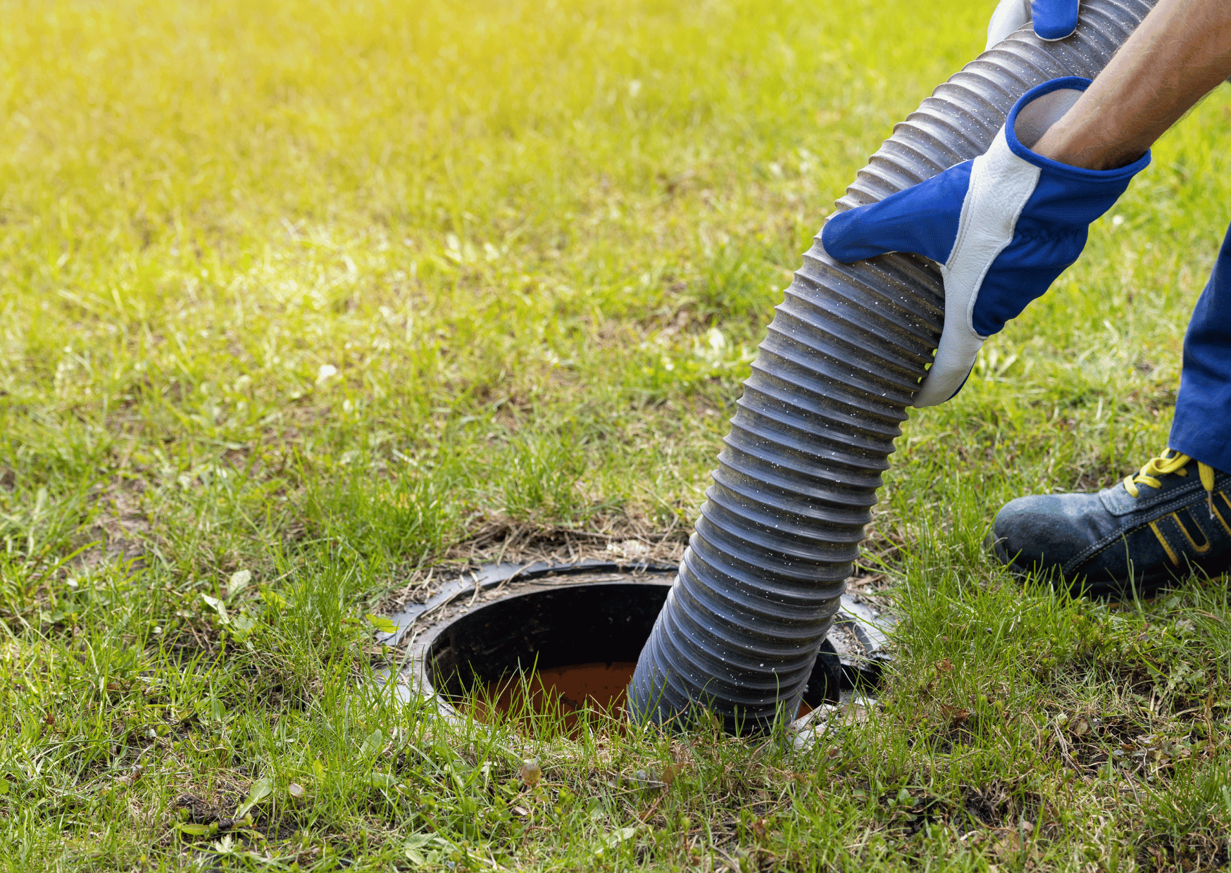 water tank cleaning Dubai